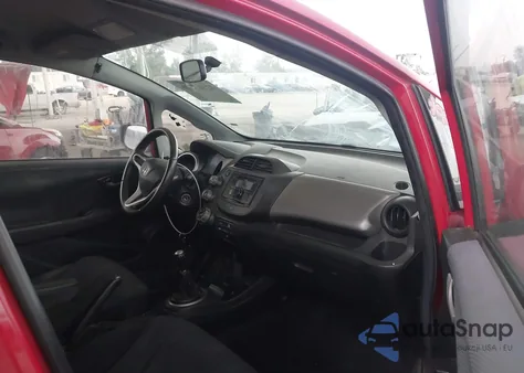 2010 Honda Fit Sport из США, поврежденный, VIN JHMGE8G41AC019579